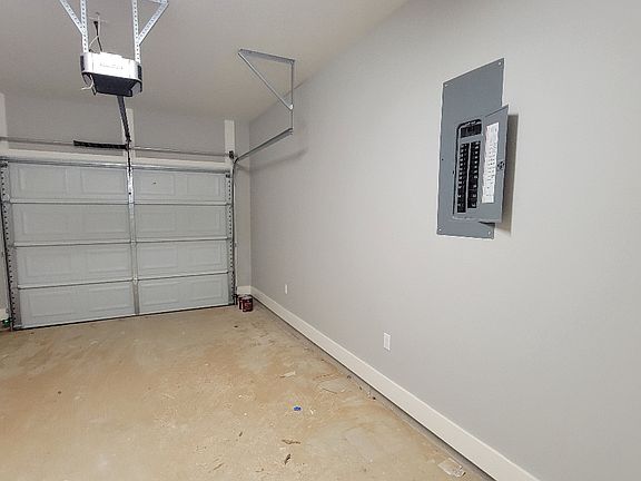 1 car garage