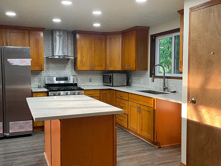 11306 SE Clinton St — Photo 8