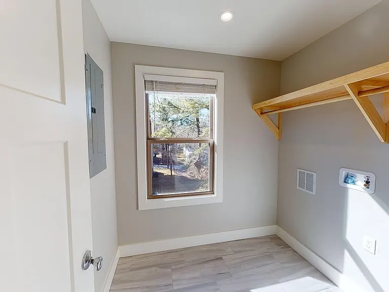 603 Marietta St — Photo 16