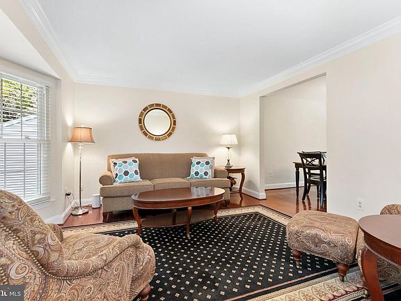 5th image of 10891 Beech Creek Dr