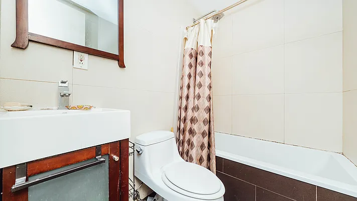 Rented by Nooklyn NYC LLC | media 5