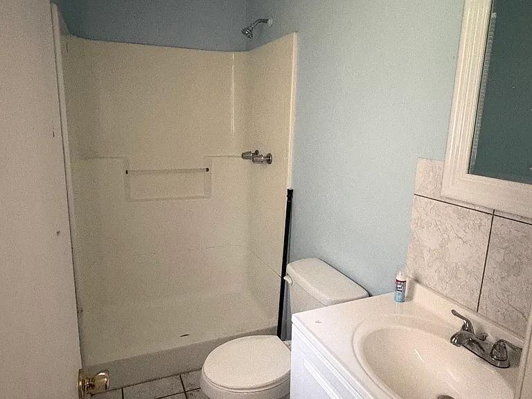 2736 Lawndale Dr — Photo 9