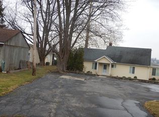 2443 River Rd, Saint Clair, MI 48079