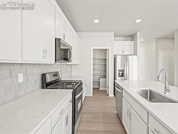 5th image of 13314 Valley Peak Dr