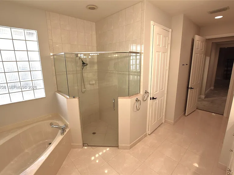 10086 Noceto Way — Photo 28