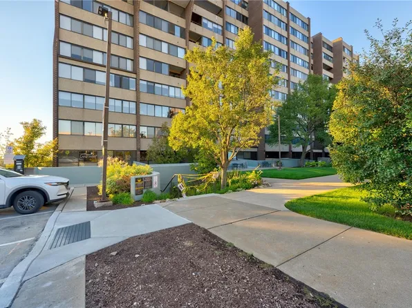 750 Washington Rd APT 802, Pittsburgh, PA 15228