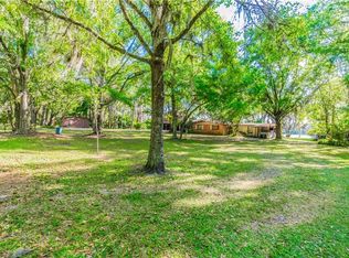 19815 Reading Rd, Lutz, FL 33558
