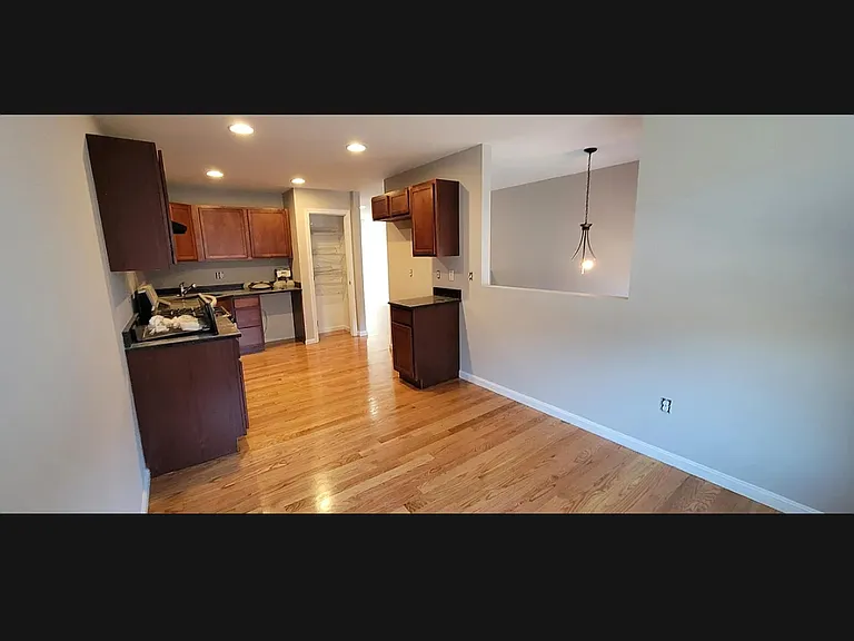 72 Tallant Rd #B — Photo 7