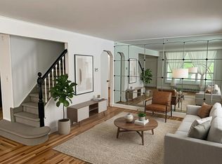 8138 260th St #1, Glen Oaks, NY 11004