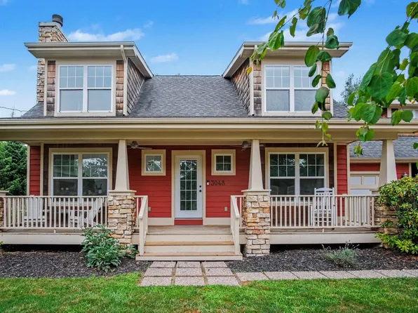 3048 Park Dr, Douglas, MI 49406