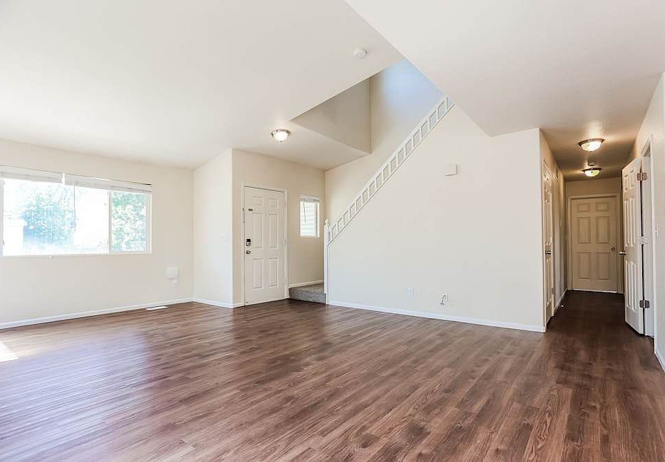 1st image of 2485 E 127th Pl