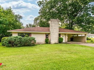 113 Sherman Dr, Springhill, LA 71075