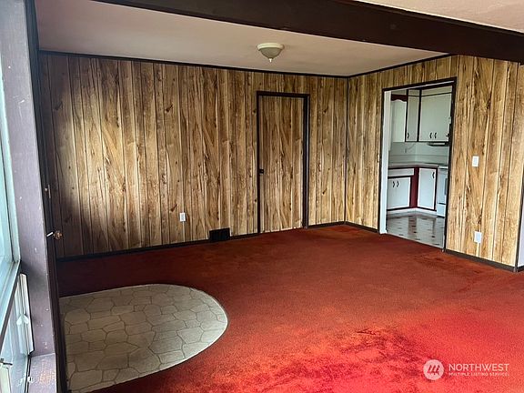 5th image of 9105 Lawndale Avenue SW