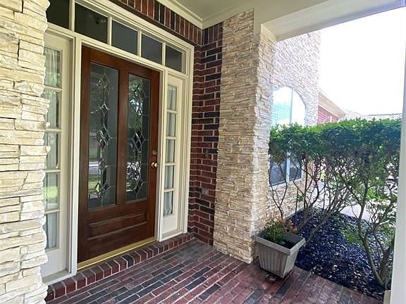5th image of 17414 Sunset Arbor Dr