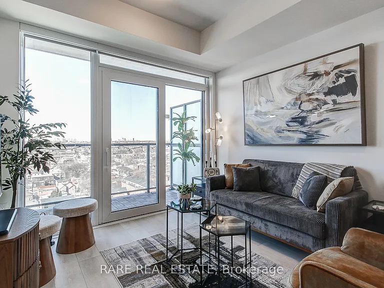 1285 Dupont St #1305 — Photo 14