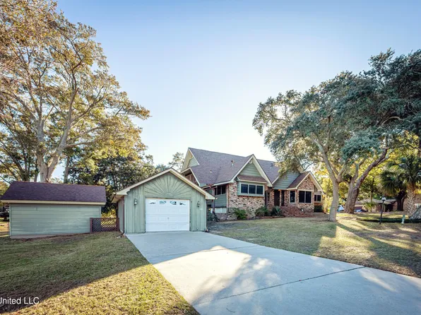 446 Melissa Dr, Biloxi, MS 39531