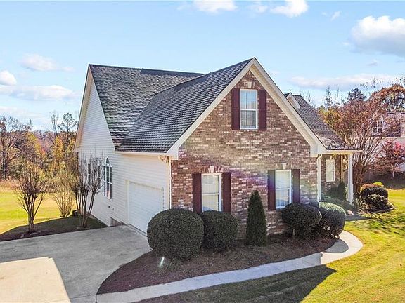 3rd image of 4905 Holland View Dr