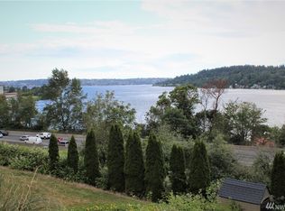 6819 Lake Washington Blvd SE, Newcastle, WA 98056