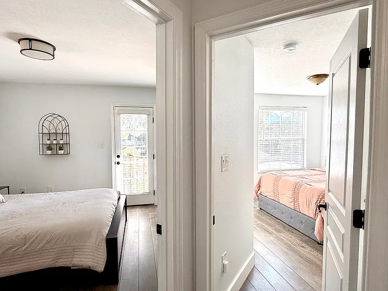 606 E Livingston St — Photo 34
