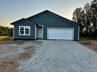2043 Kay Ave, Lebanon, MO 65536