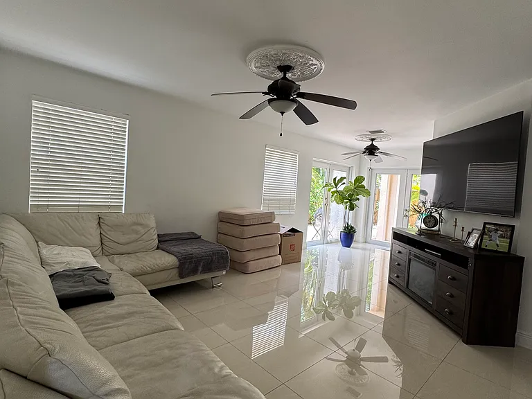 15621 SW 100th Ln — Photo 18