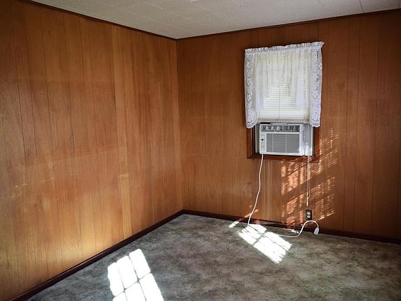 5th image of 7215 East Pike