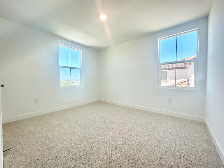 367 Glass Beach Dr — Photo 16