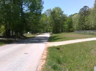 118 Freeway Rd, Greenwood, SC 29649