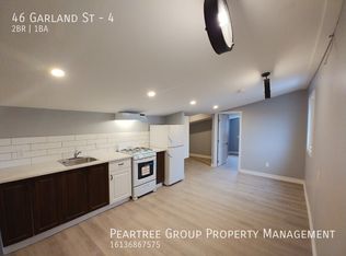 46 Garland St #4, Ottawa, ON K1Y2A7
