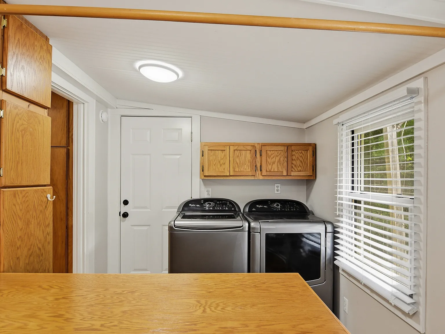 2 bed, 960 sqft, $1,400 — Photo 3