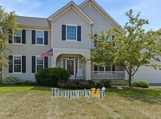 1129 Angle Tarn, Dundee, IL 60118