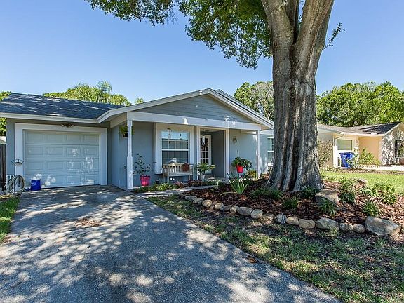 2nd image of 832 Greenfield Dr