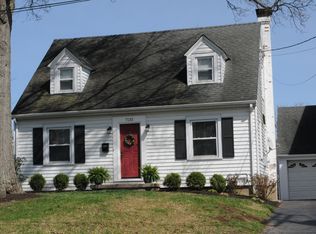 7132 Summit Ave, Cincinnati, OH 45243