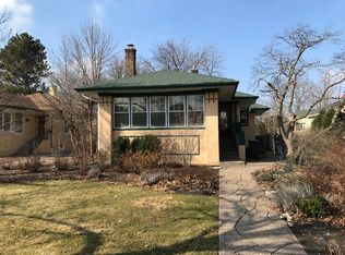 256 Herrick Rd, Riverside, IL 60546