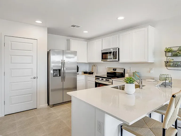 36545 W Mondragone Ln — Photo 2