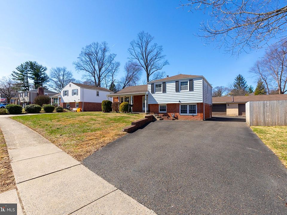 1st image of 1509 E Pleasant Ave