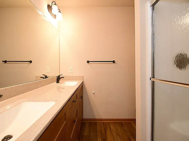806 W Desert Vista Dr — Photo 6