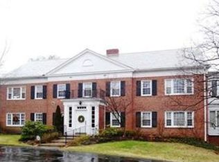 3460 Green Rd APT 101, Beachwood, OH 44122