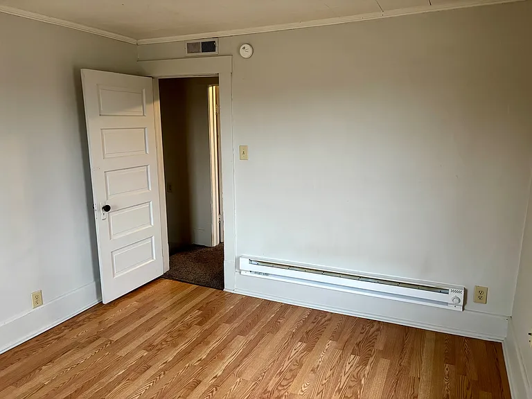 25 Elliott St #B — Photo 3