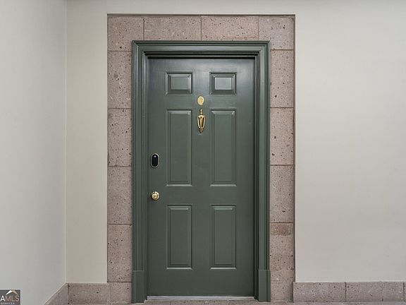 4th image of 2960 S Pharr Rd NW #3