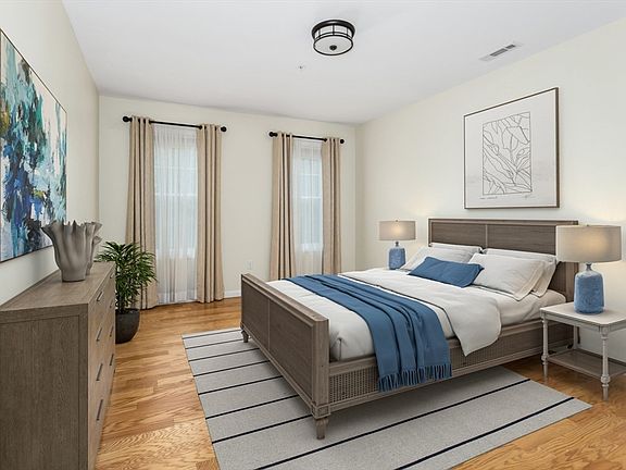 5th image of 1211 Pennington Dr #1211