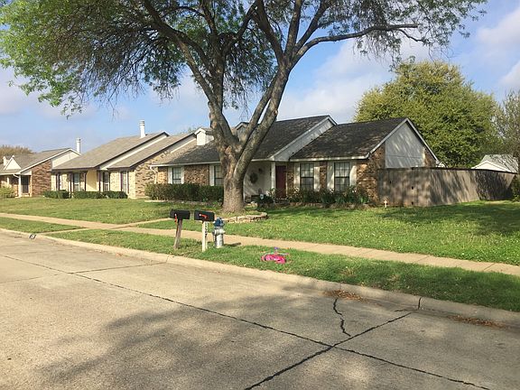 3rd image of 129 Kingsbridge Dr