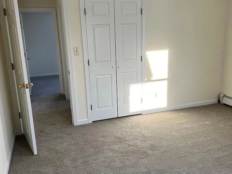 17 Glenwood Ave #23 — Photo 9
