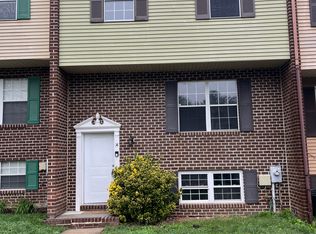 14 Beaver Oak Ct, Baltimore, MD 21236