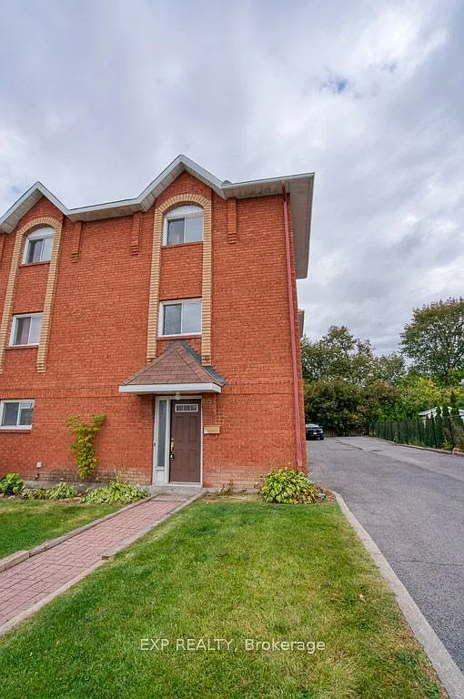 3 bed, $2,850 — Photo 3
