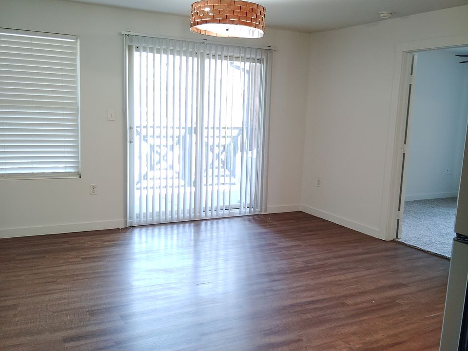 1st image of 4115 San Jacinto St APT 101