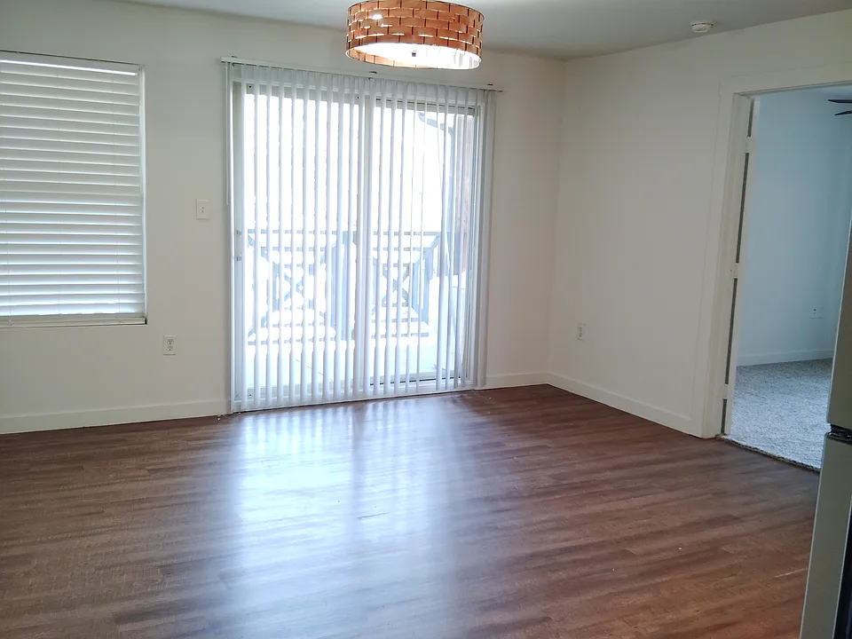 4115 San Jacinto St #101