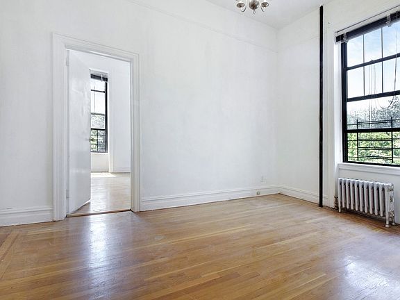 3rd image of 63 1st Pl APT 3