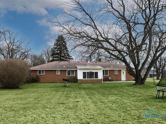 5th image of 28543 Hille Dr