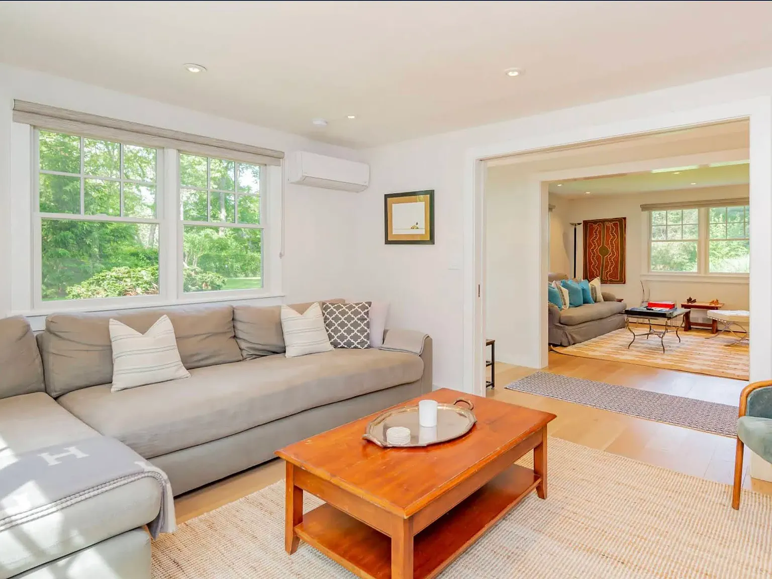 Sag Harbor Village Three Bedroom and Cottage and Pool — Photo 4